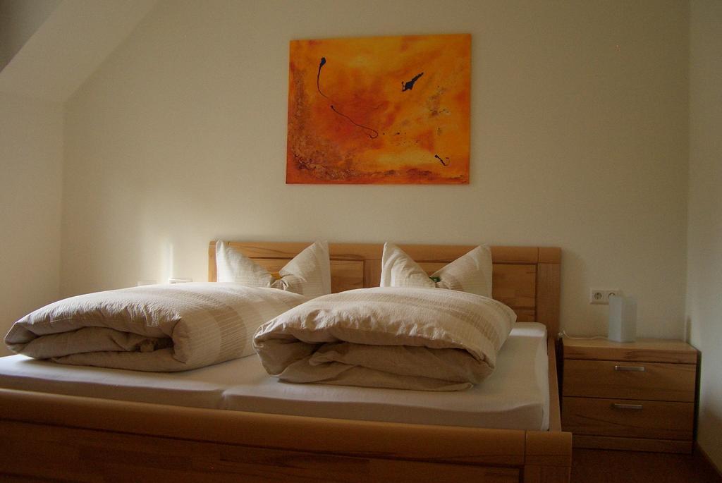 Gaestehaus Weberskirch Ernst Room photo